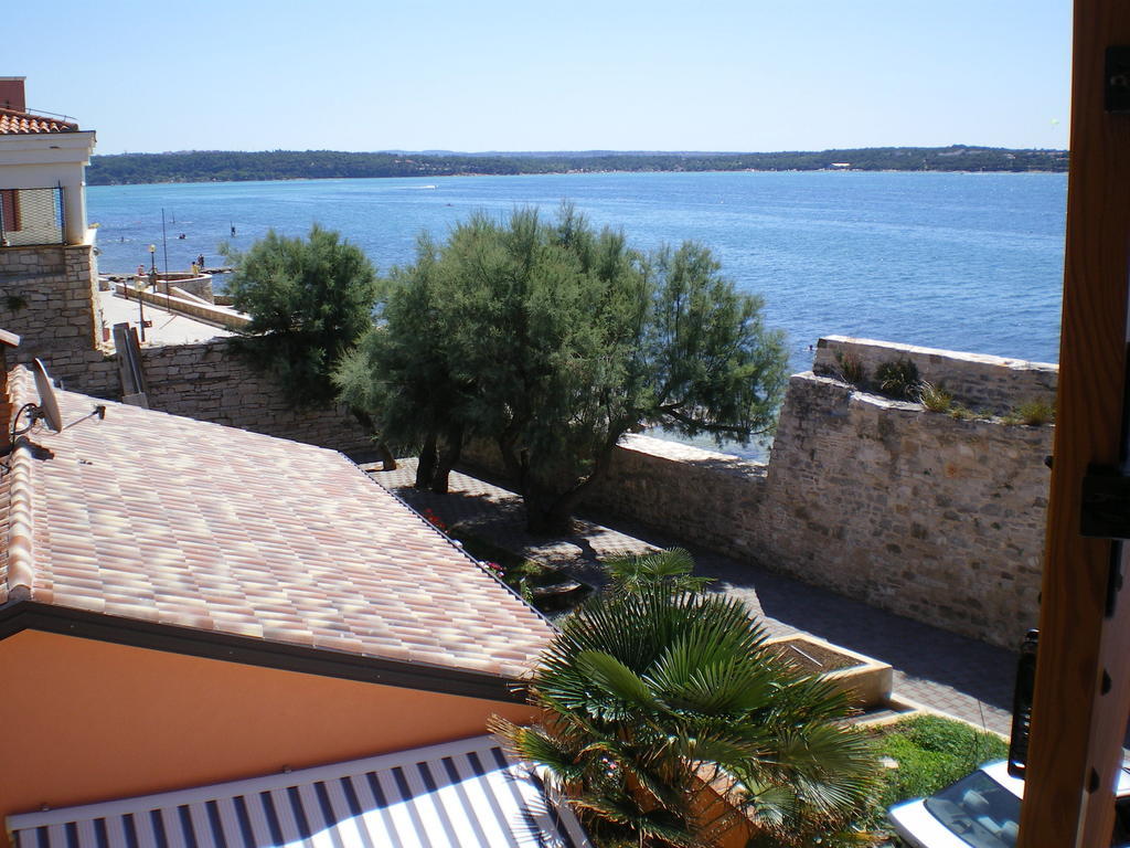 Apartments Edo Novigrad Istria Cameră foto