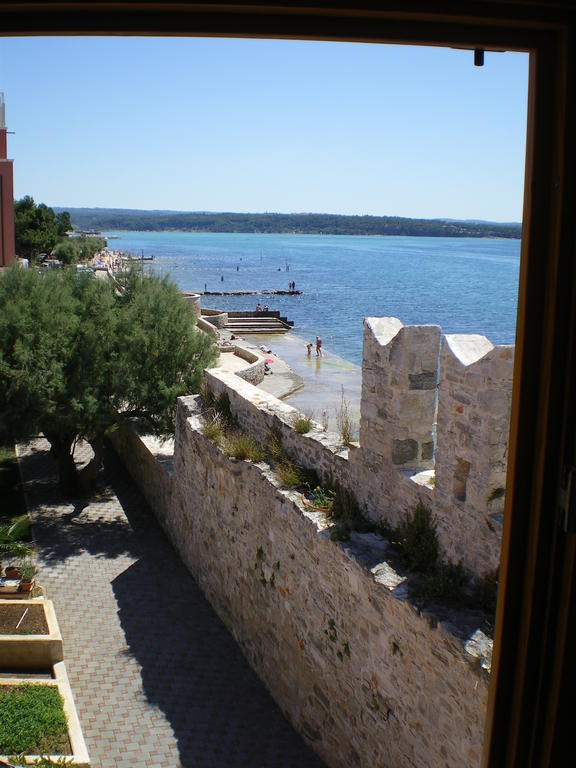 Apartments Edo Novigrad Istria Cameră foto